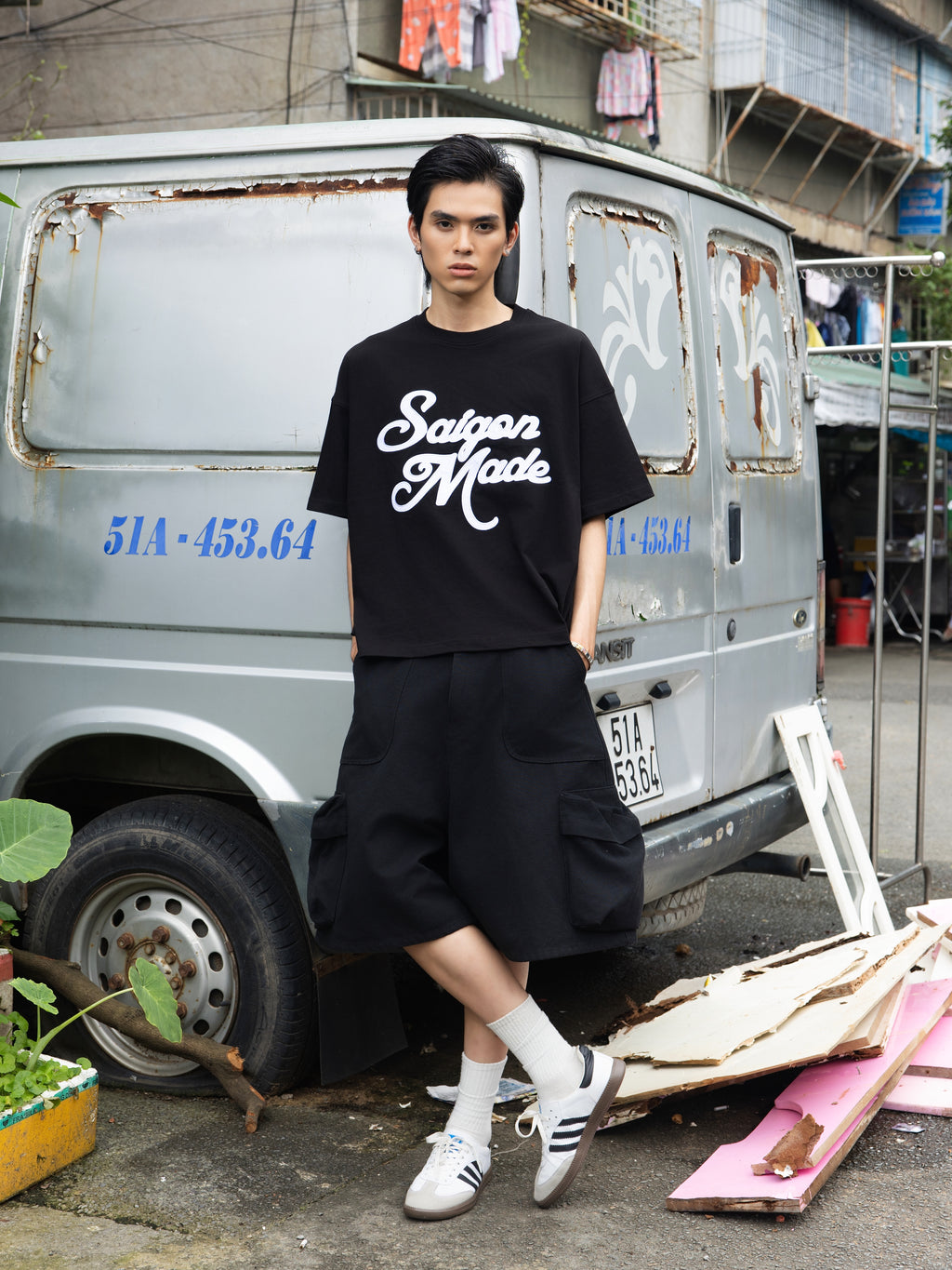 Signature Logo Tee (Black)